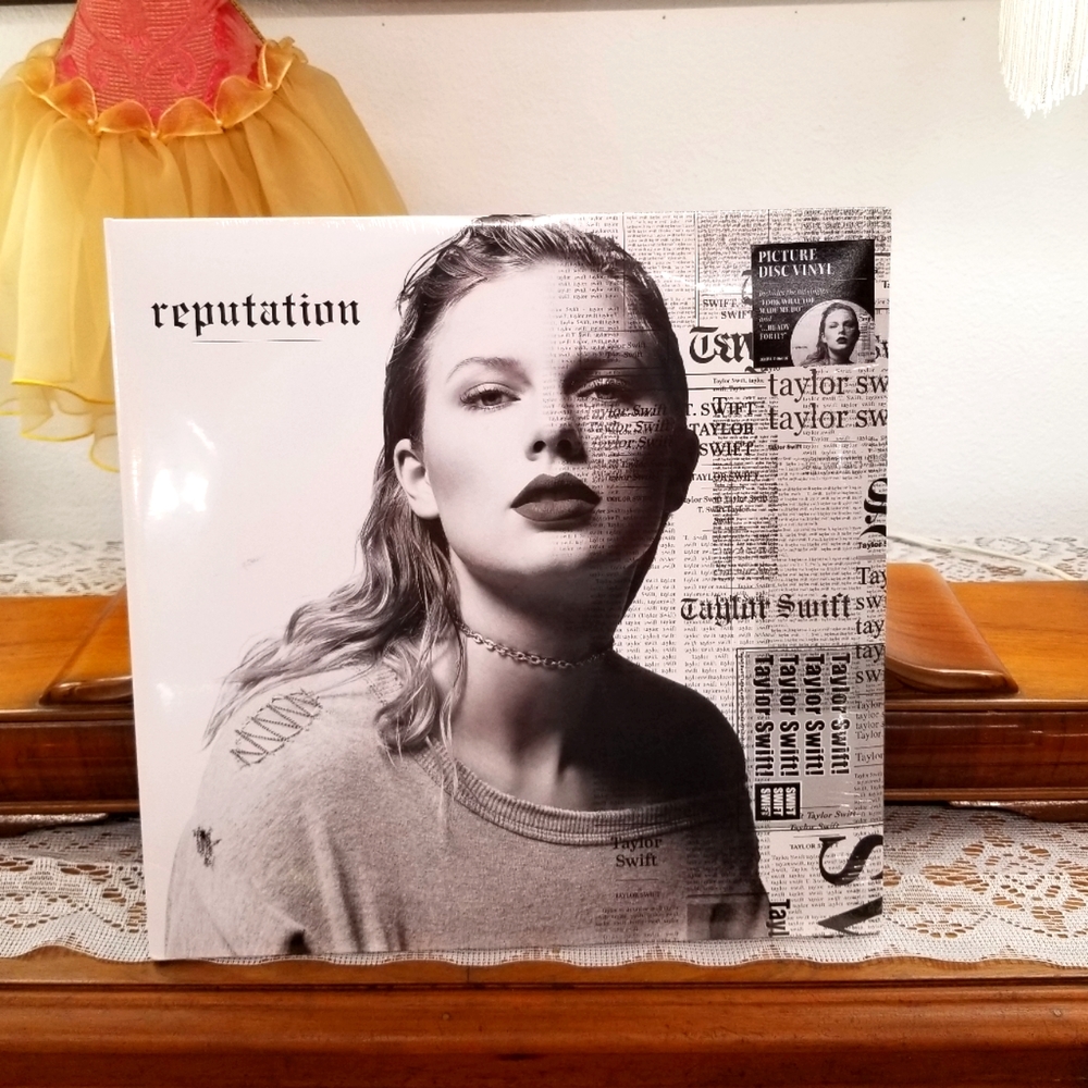 Brand New and Sealed Taylor Swift Reputation Picture Disc Vinyl LP